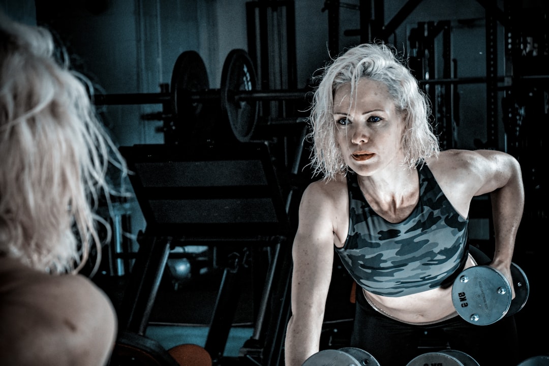 How to Start Using the Squat Rack as a Woman UK: A Beginner’s Guide